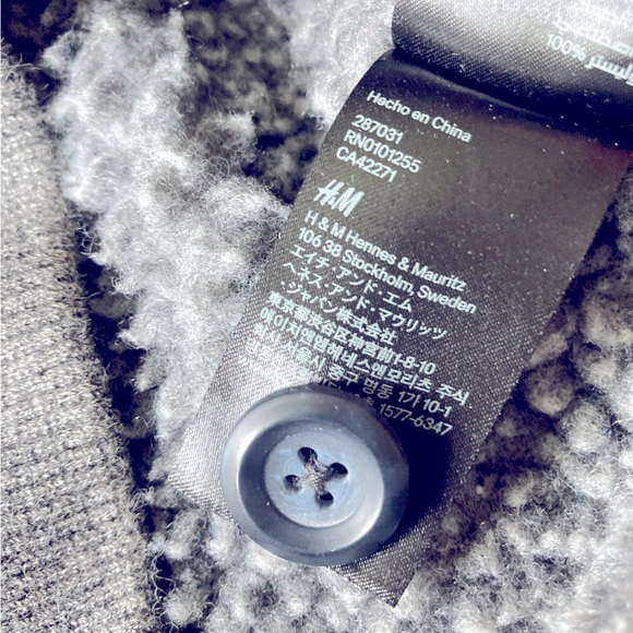 H&M, Label Of Graded Goods Hoodie Sweatshirt, Thick, Warm, Big Pockets, Medium - Picture 7 of 7